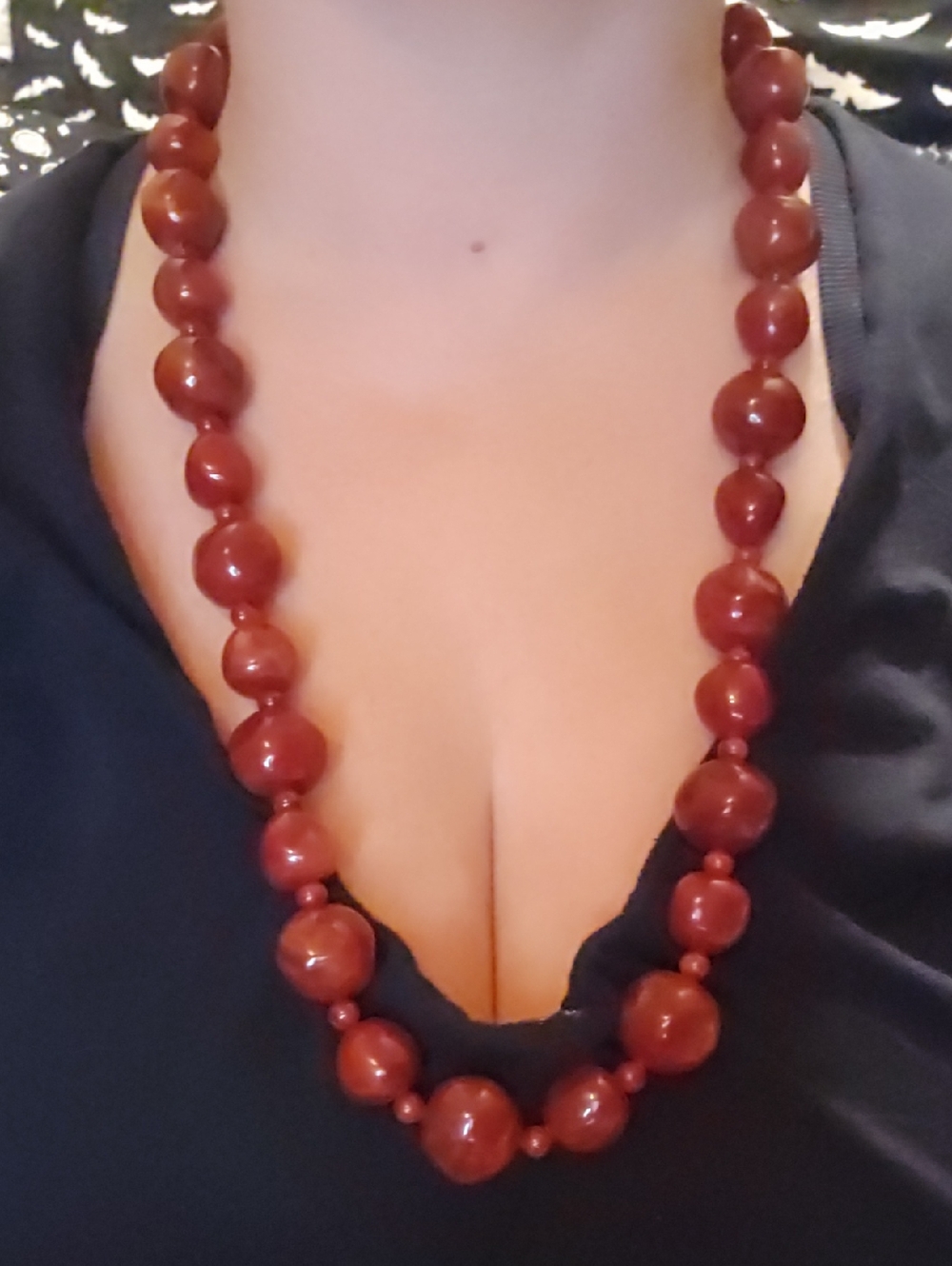 Vintage Cherry Amber Bakelite Necklace Gorgeous Chunky Statement Piece
